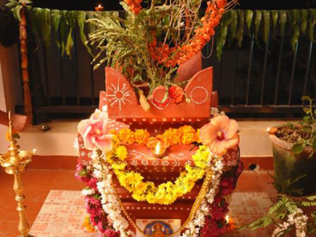 आज हरि बोधिनी एकादशी : घरमा रोपिएको तुलसीलाई दामोदरसँग विवाह गरिँदै