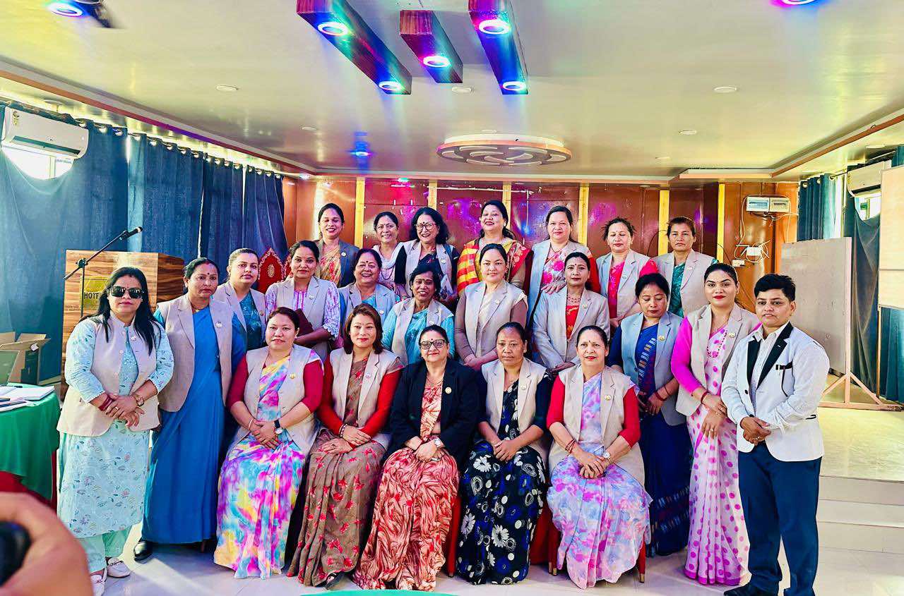 ‘महिलालाई पद दिनै गाह्रो मान्छन्’