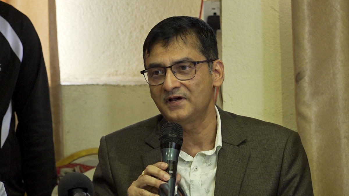 स्वास्थ्य बिमा सुधारका लागि ऐन नै संशोधन गर्नुपर्ने हुन्छ : स्वास्थ्य सचिव देवकोटा
