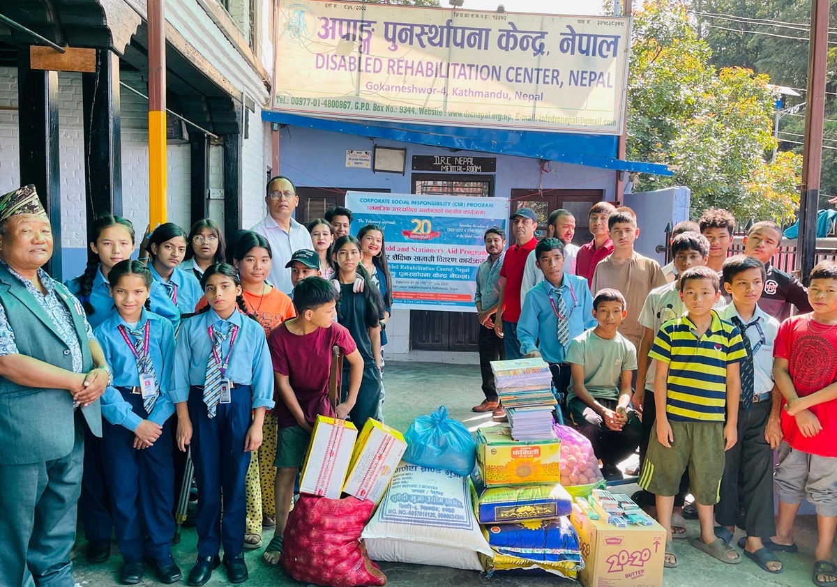आकर्षण इन्टरनेशनलले अपांग पुनर्स्थापना केन्द्रका बालबालिकासँग मनायो २०औं वार्षिकोत्सव