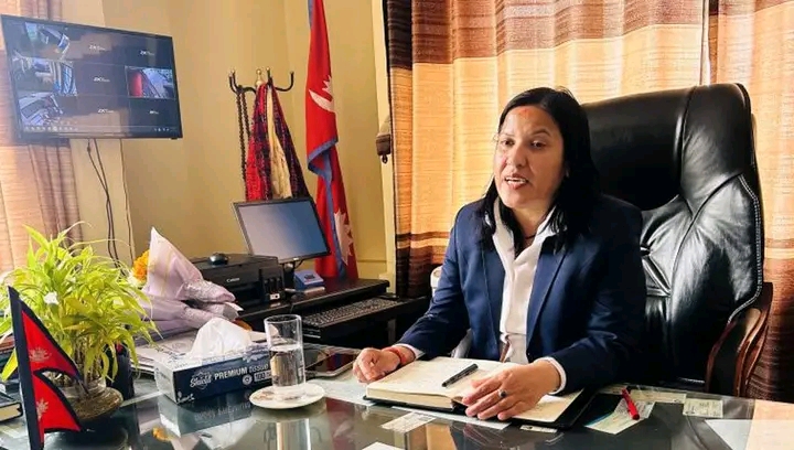 दोलखाकी नयाँ सिडिओ कँडेलले सम्हालिन् कार्यभार, शान्ति सुरक्षा र सुशासन प्राथमिकतामा