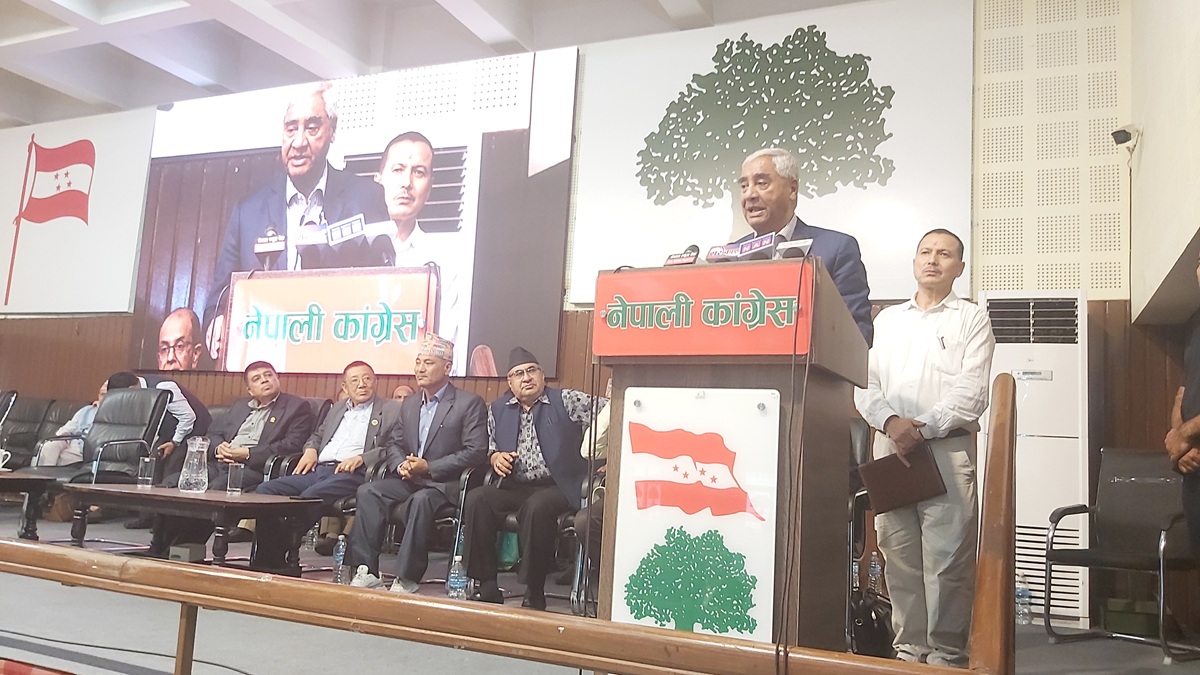 सरकारले उद्योगी र व्यवसायीलाई प्रोत्साहित गर्नुपर्छ : सभापति देउवा