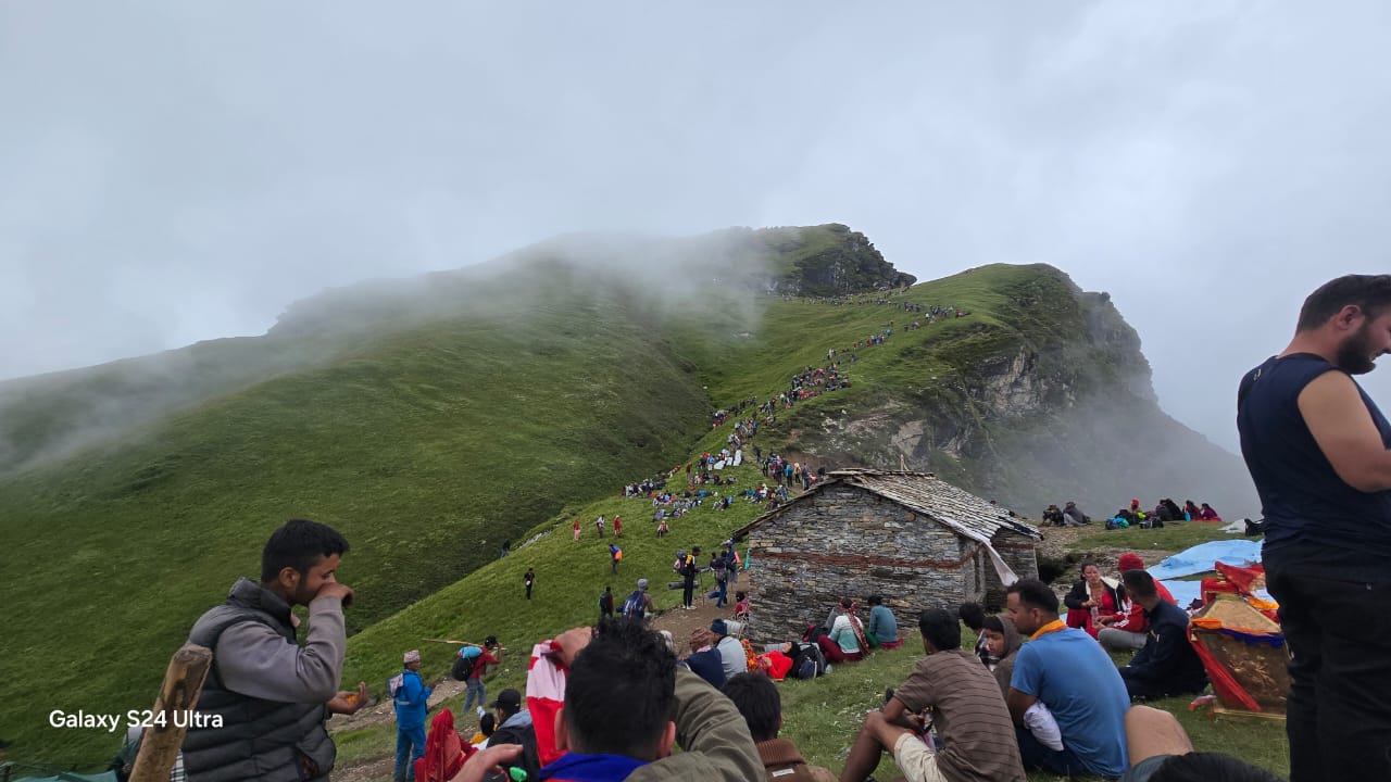 जसपा नेपालको राष्ट्रिय महाधिवेशन मञ्च हावाहुरीले भत्कायो