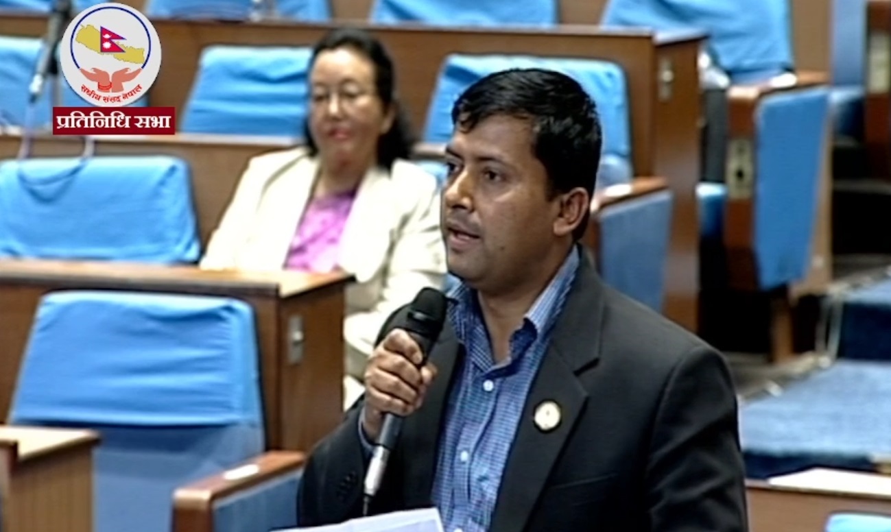 जसपा नेपालको राष्ट्रिय महाधिवेशन मञ्च हावाहुरीले भत्कायो