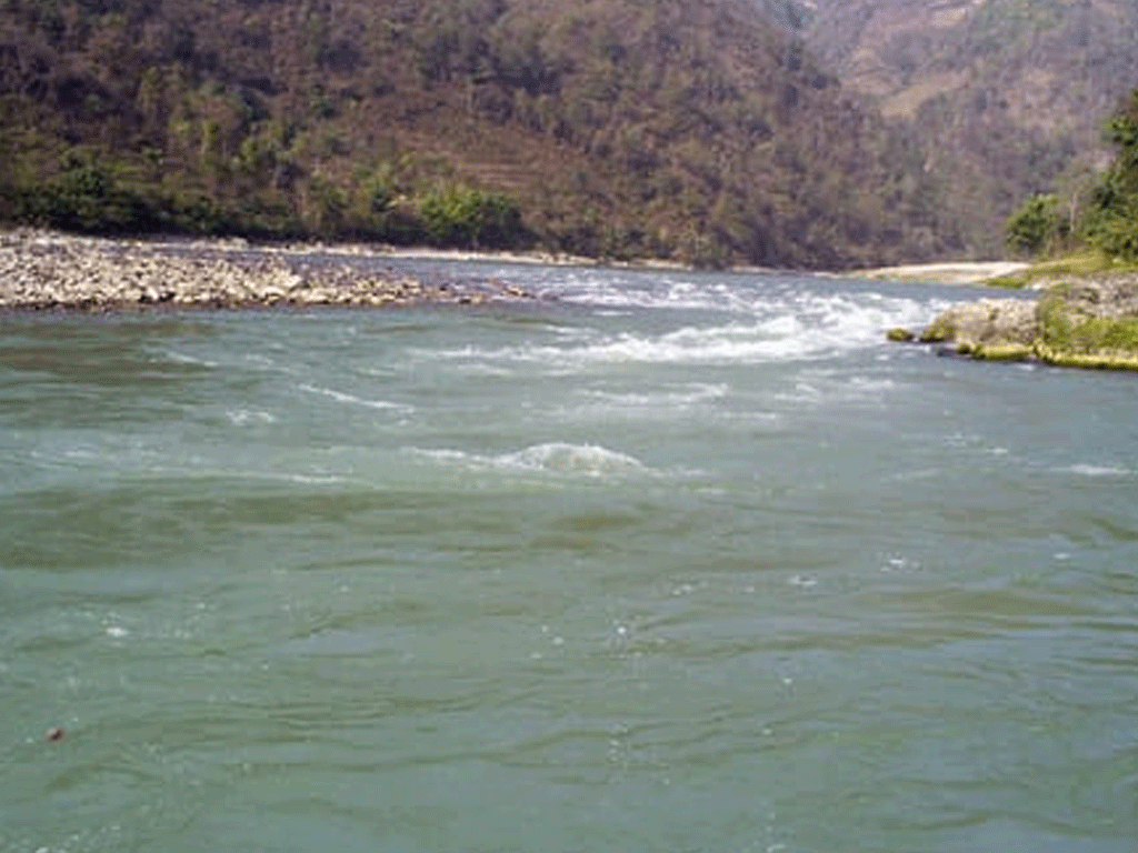 त्रिशूली नदीमा बेपत्ता भएका दुई युवकको खोजी कार्य जारी