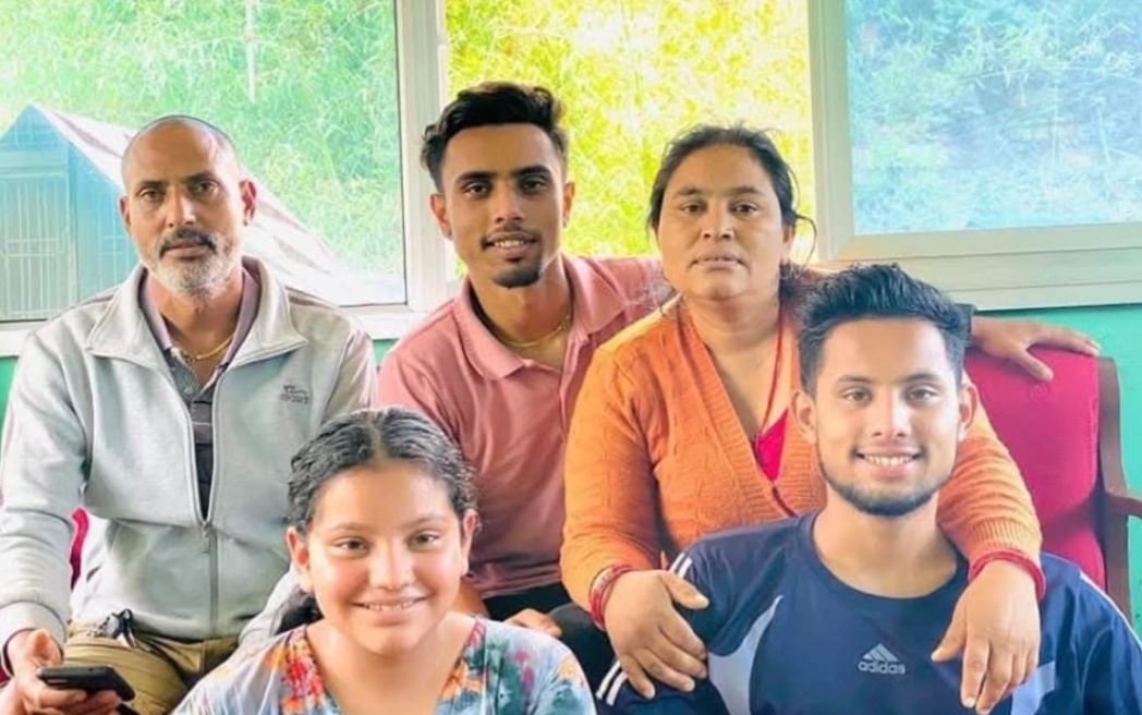 कर्मचारी परिवारको कृषि क्रान्तिः तरकारी खेतीबाट मनग्य आम्दानी