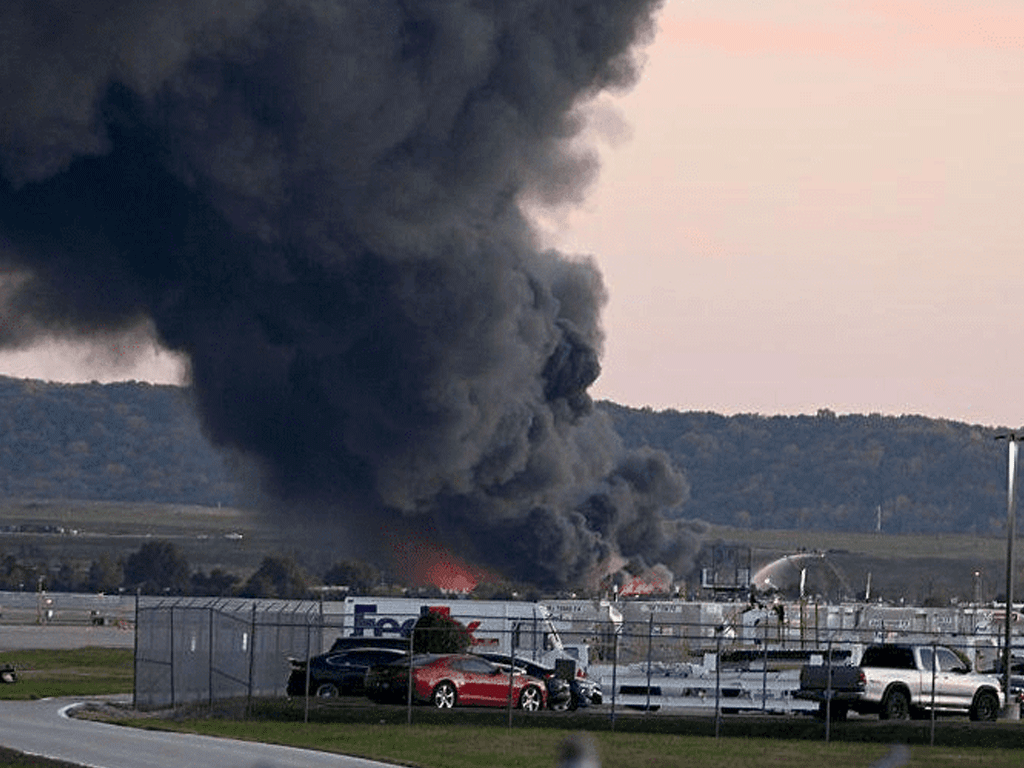 अमेरिकामा कार्गो विमान दुर्घटना, ७ जनाको मृत्यु, ११ जना घाइते