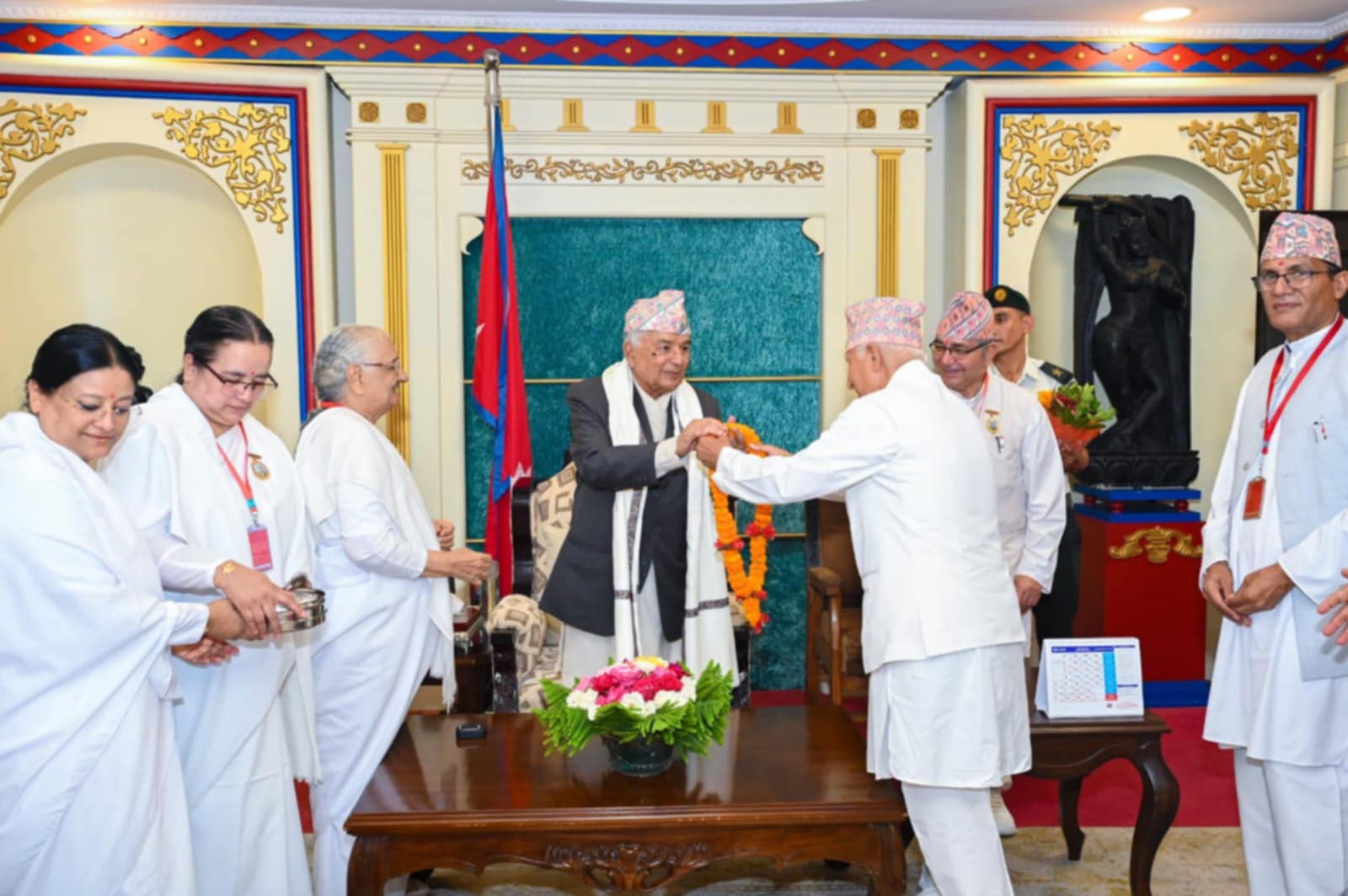 ब्रह्माकुमारी केन्द्रद्वारा राष्ट्रपति, प्रधानमन्त्रीसहित शीर्षनेतालाई रक्षाबन्धन