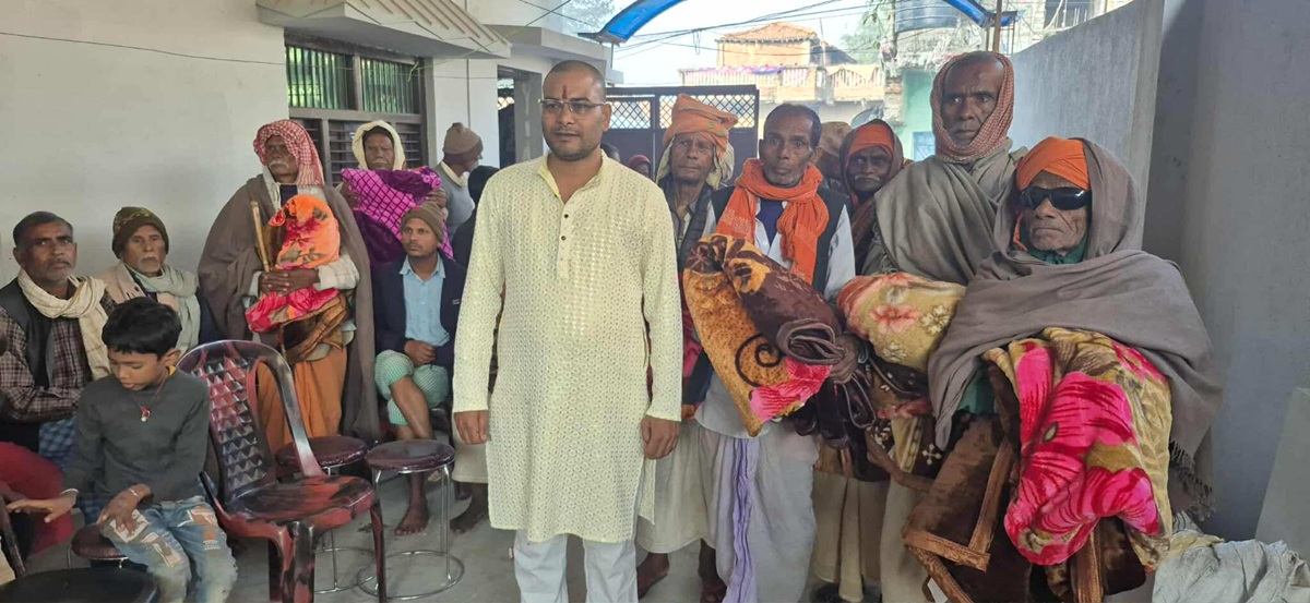 विपन्न नागरिकलाई कम्बल वितरण