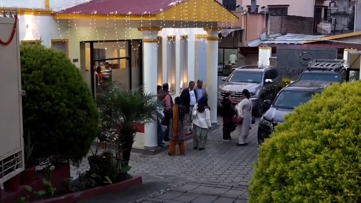 केन्द्रीय समिति बैठकअघि कांग्रेस संस्थापनको छुट्टै छलफल, पार्टीलाई चुनावतर्फ केन्द्रित गर्ने निष्कर्ष