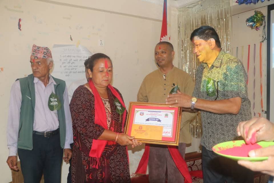 भीरकोटका उत्कृष्ट ९ किसान सम्मानित
