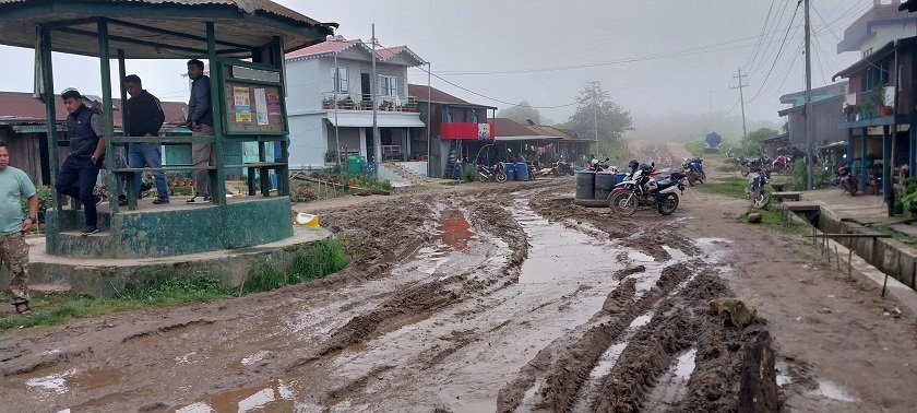 दमक–चिसोपानी सडक : ठेक्का लाग्यो, काम भएन 