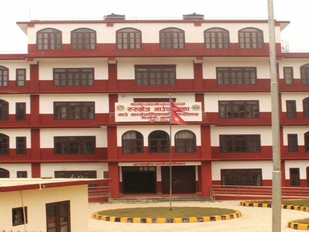 सडक मापदण्डभित्रका घरटहरा हटाउन आग्रह