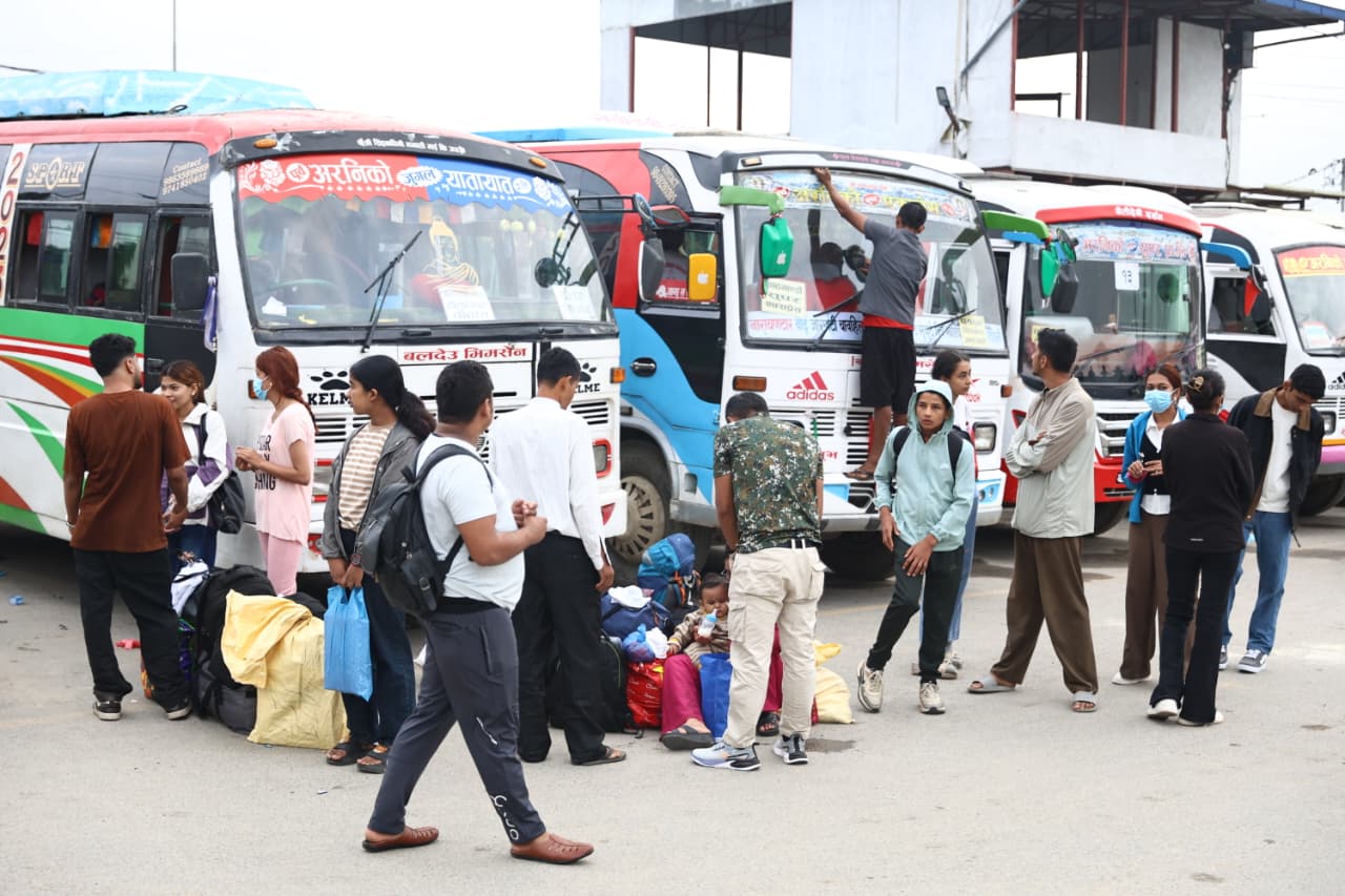 सार्वजनिक सवारी साधनमा आजदेखि ‘रुट परमिट’ खुला