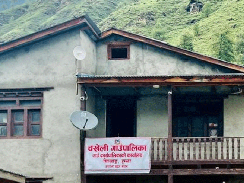 अज्ञात रोग फैलिँदा चङ्खेलीमा ३० भन्दा बढी पशु वस्तु मरे