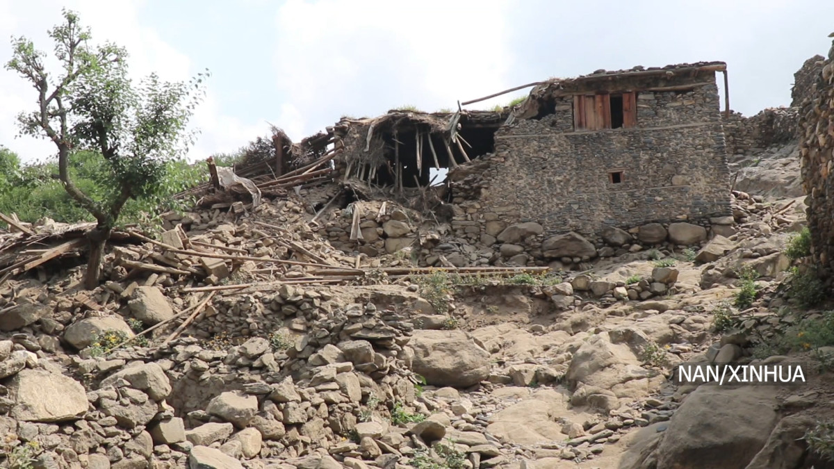 जसपा नेपालको राष्ट्रिय महाधिवेशन मञ्च हावाहुरीले भत्कायो