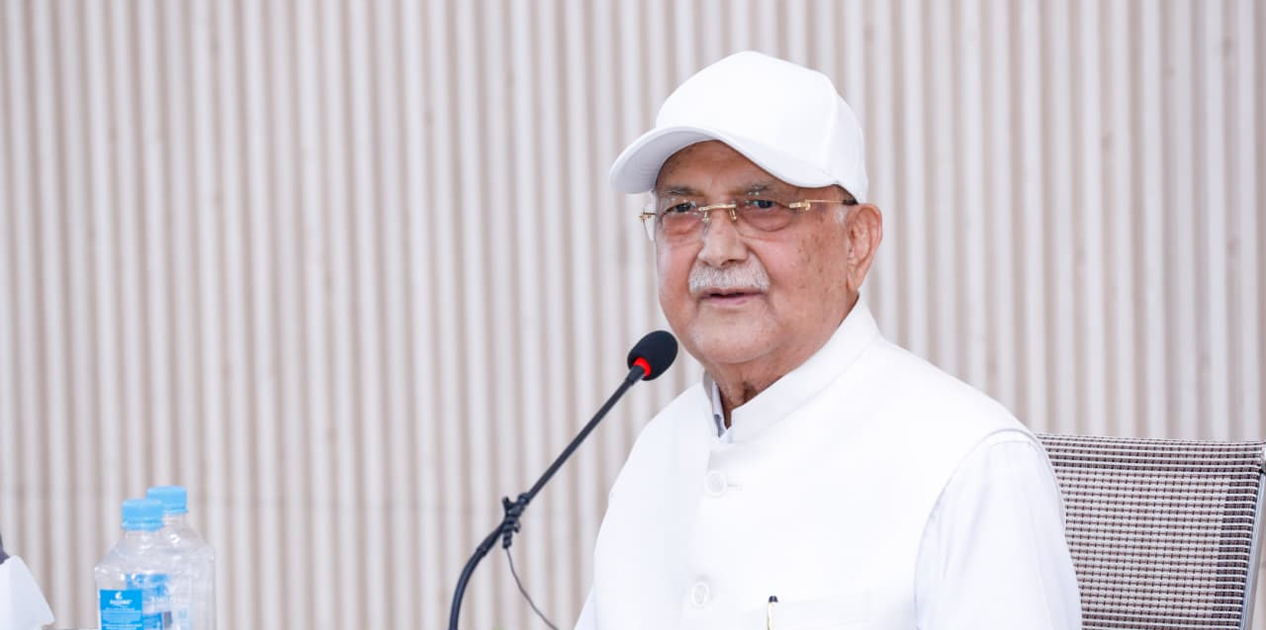 एमालेले सडक र संसद् दुवै माध्यमबाट राजनीतिक संघर्ष अघि बढाउने ओलीको चेतावनी