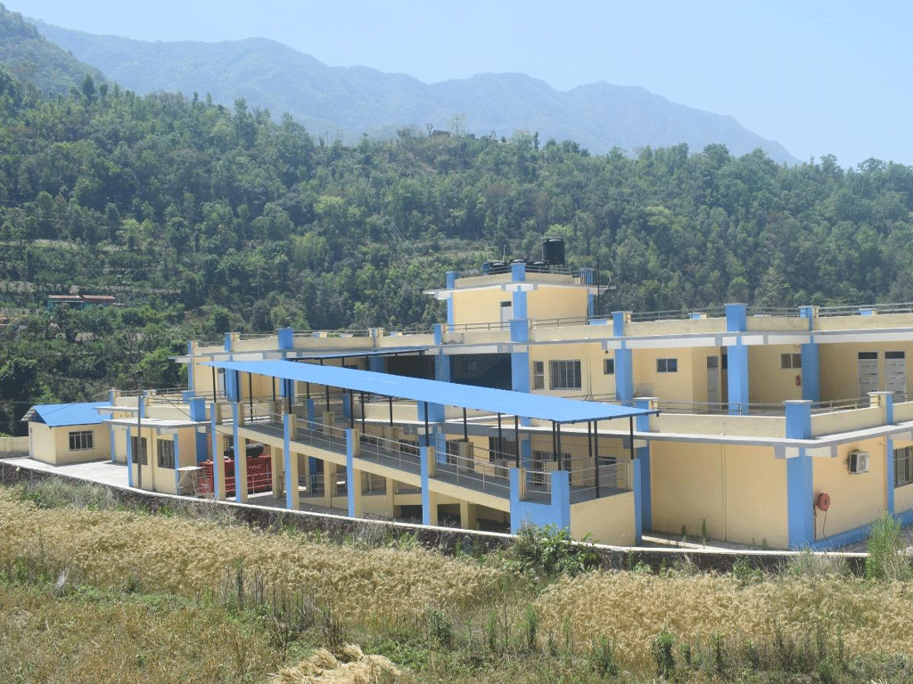 अस्पताल सञ्चालनको पर्खाइमा चन्द्रकोटवासी