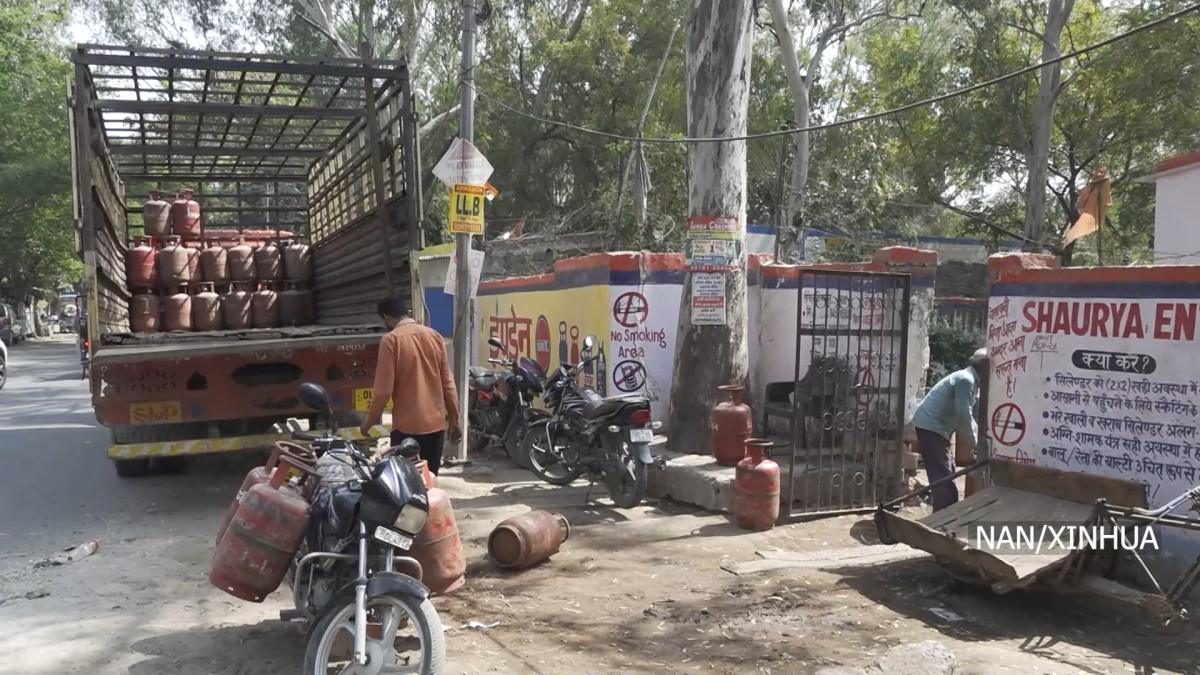 भारतमा व्यावसायिक एलपीजीको मूल्य प्रतिसिलिण्डर २ अमेरिकी डलरले बढ्यो