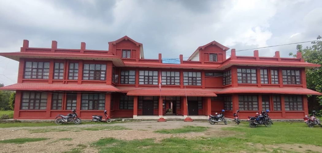 संस्कृत विश्वविद्यालयमा उपकुलपतिको मनमोजी, शिक्षक–कर्मचारीको तलब ६ महिनादेखि रोक्का