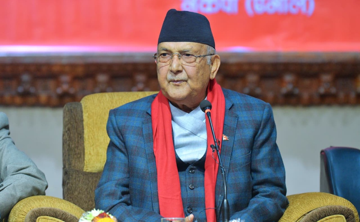 दुर्गा प्रसाईंलाई तुरुन्त छोडियोस् : ओली