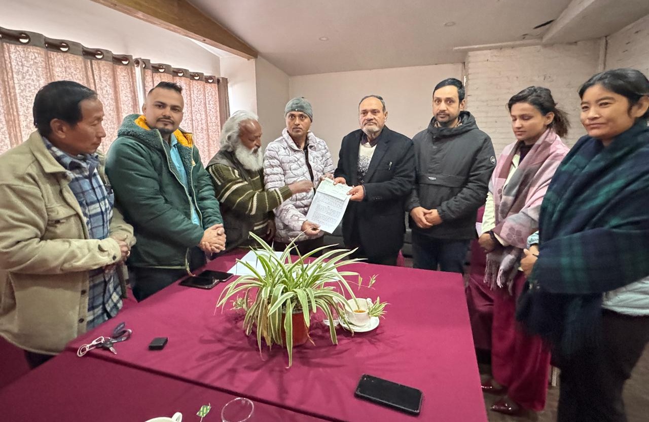 पत्रकार महासंघ ललितपुरद्वारा ‘सम्राट आचार्य स्मृति पत्रकारिता पुरस्कार’ स्थापना