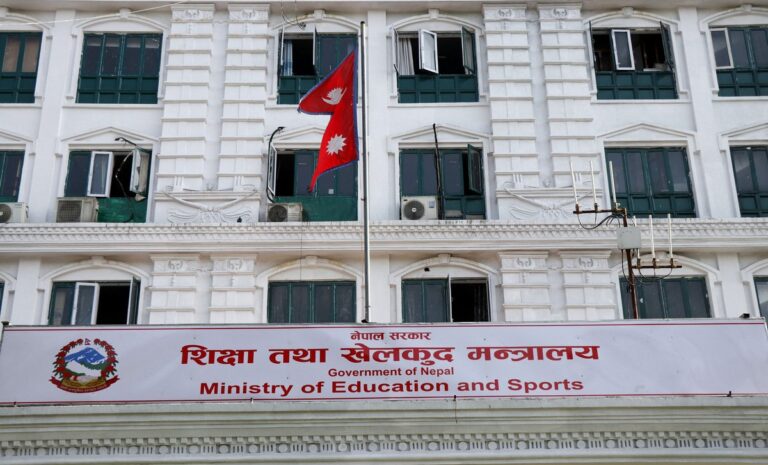 नियमावलीले तरंगित शैक्षिक परामर्श क्षेत्र