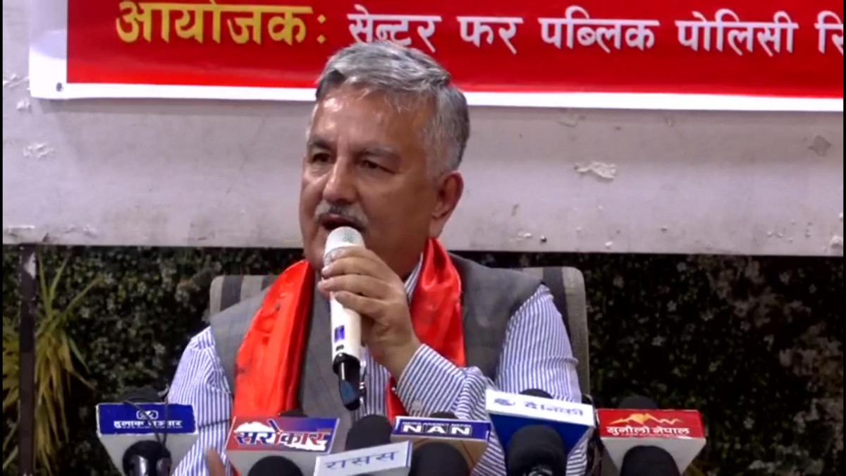 राष्ट्रपतिलाई राजनीतिक दलमा आबद्ध हुन संविधानले रोक्दैन : उपाध्यक्ष पाण्डे