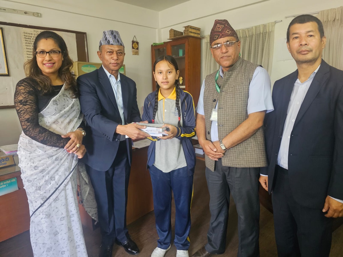 जेहनदार विद्यार्थीलाई नेवाः समाजको सहयोग