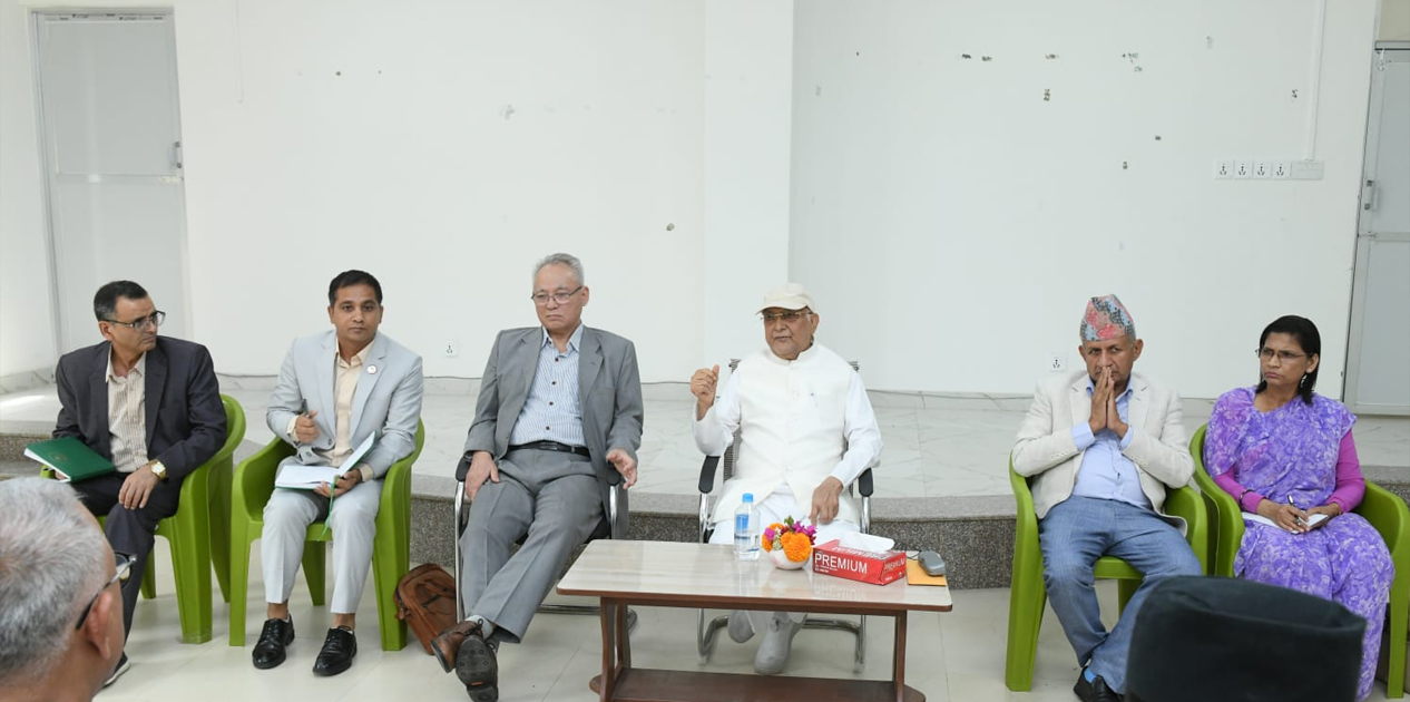एमाले संसदीय दलको बैठक जारी