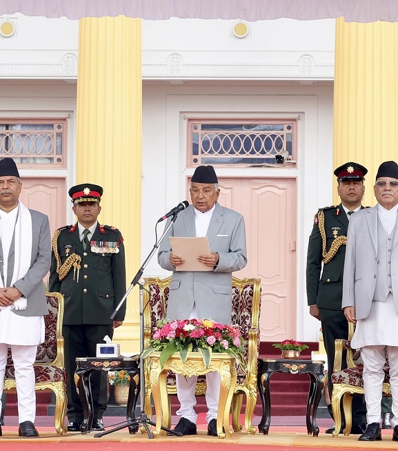 प्रधानमन्त्री ओलीले लिए शपथ