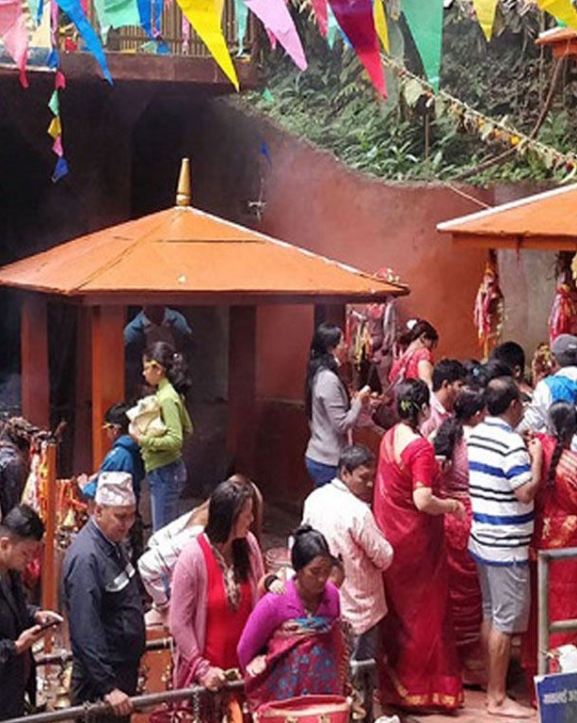 देशभरका राम मन्दिरमा भक्तजनको भीड
