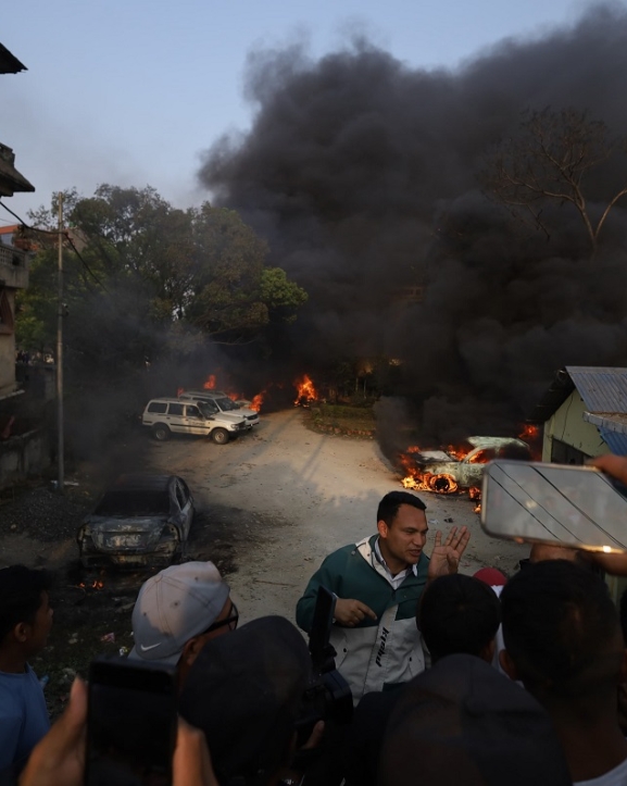 कोटेश्वरस्थित जडीबुटी कारखानामा आगजनी