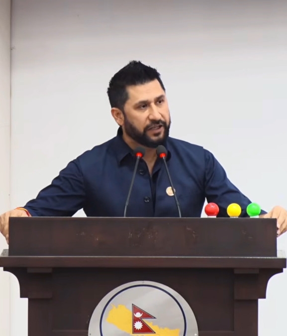 बाढीपहिरो पीडितको उद्धारमा राज्यको सम्पूर्ण सामर्थ्य लगाउन रवि लामिछानेको आग्रह