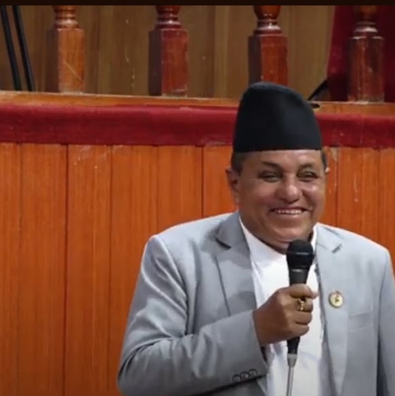 शून्य समयमा माइक समाउँदै किन हाँसे कलबहादुर ?