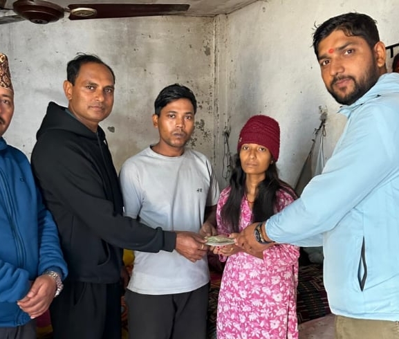 बिरामीलाई तेह्रथुम सेवा समाज कतारले गर्‍यो आर्थिक सहयोग