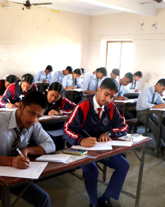 शान्तिपूर्ण रुपमा एसइई परीक्षा सुरु
