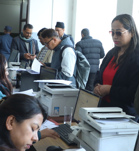 समानुपातिकतर्फ बन्दसूची बुझाउन ७ दल आयोगमा, अझैं पुगेनन् कांग्रेस, एमाले र नेकपा  
