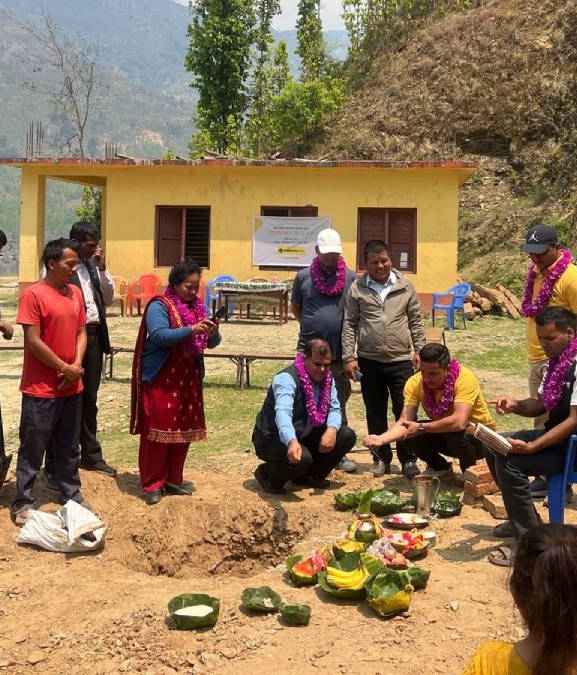 सिद्धार्थ बैंकको सहयोगमा विद्यालयको पुनर्निर्माण