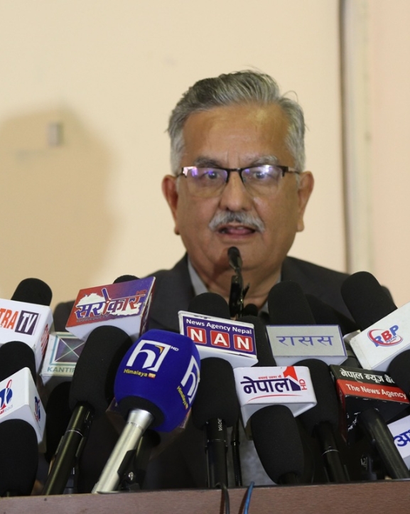 ओली अध्यक्षमा निर्वाचित भएपछि पार्टीको लोकतान्त्रिक प्रक्रियामै गम्भीर संकट आयो : पाण्डे