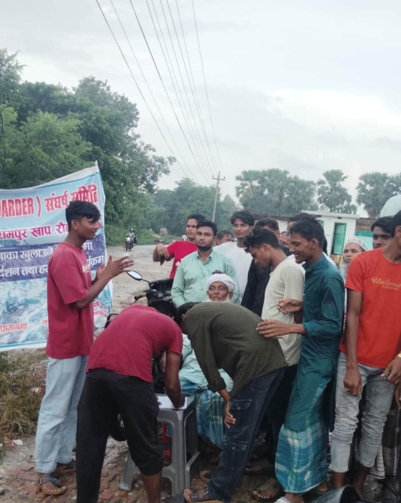 खाप छोटी भन्सार पुनः सञ्चालनको माग गर्दै रौतहटमा हस्ताक्षर अभियान सुरु