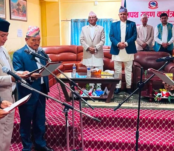 लुम्बिनीका नवनियुक्त तीन मन्त्रीले लिए शपथ