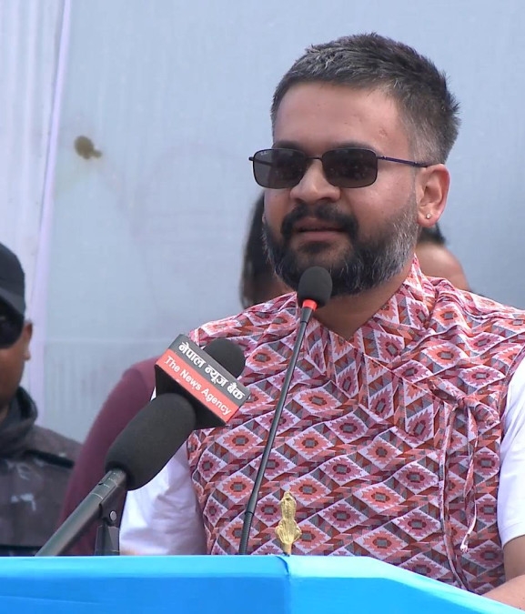 देश हेटौँडा सिमेन्ट कारखाना जस्तै भयो, कांग्रेसको ‘वाइवाइ’ फ्याक्ट्री जस्तै चल्नुपर्‍यो : बालेन