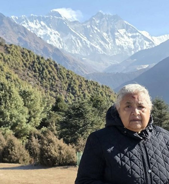 हिमाली जिल्लाको निर्वाचनको अवस्था बुझ्न प्रधानमन्त्री कार्की सोलुखुम्बुमा
