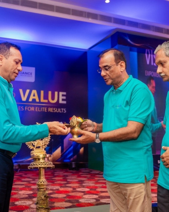सानिमा रिलायन्स लाइफको ‘भिजन टु भ्यालु’ सम्पन्न, उत्कृष्ट कर्मचारी सम्मानित