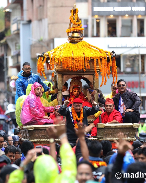 झरीबीच वसन्तपुरमा मनाइयो इन्द्रजात्रा (तस्बिरहरू)