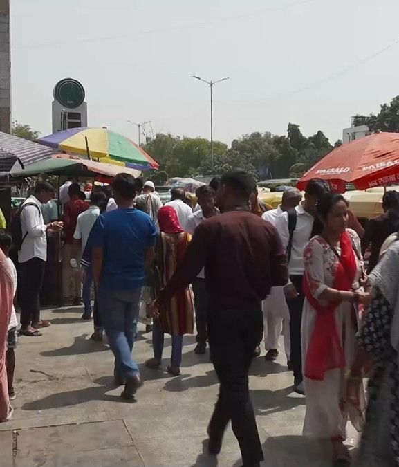 दिल्लीमा गर्मीको लहरः रेड अलर्ट जारी