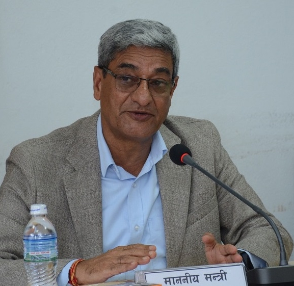 लोकतन्त्रको विकल्प अन्य व्यवस्था हुन सक्दैन : गृहमन्त्री लेखक