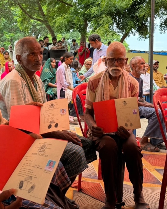 ५८ वर्षपछि रोहिणीका स्ववासीले पाए लालपुर्जा, २७१ परिवार बने जग्गाधनी