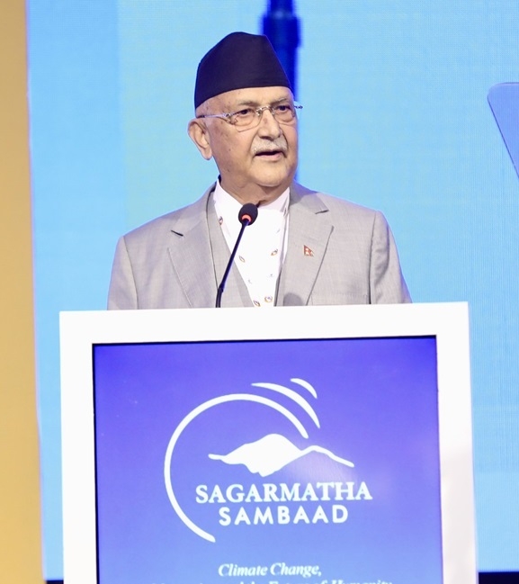हिमालहरु जोगाउनु पृथ्वी, महासागर र स्वयं मानवता जोगाउनु हो : प्रधानमन्त्री ओली